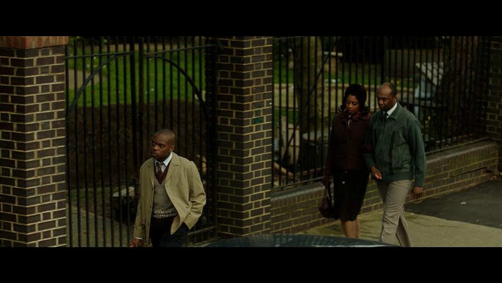 Mad to Be Normal（原題）の画像