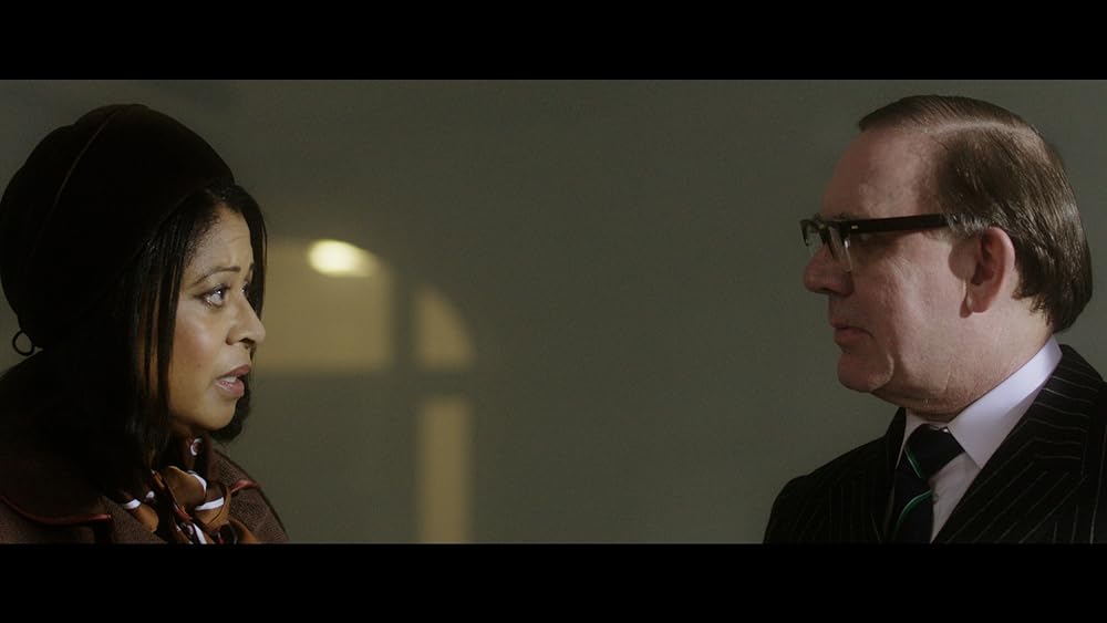 Mad to Be Normal（原題）の画像