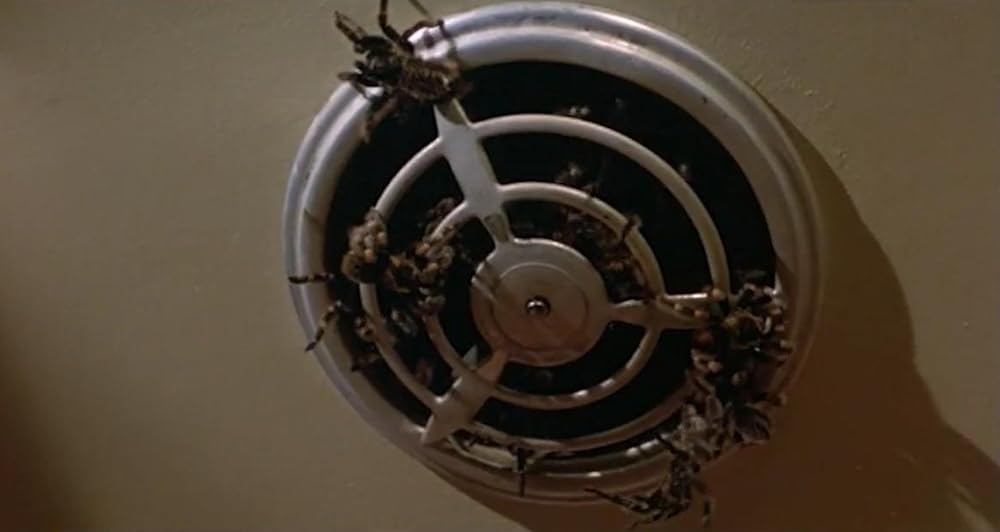 巨大クモ軍団の襲撃の画像