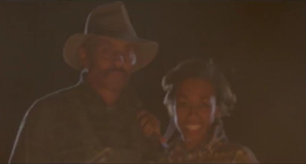 巨大クモ軍団の襲撃の画像