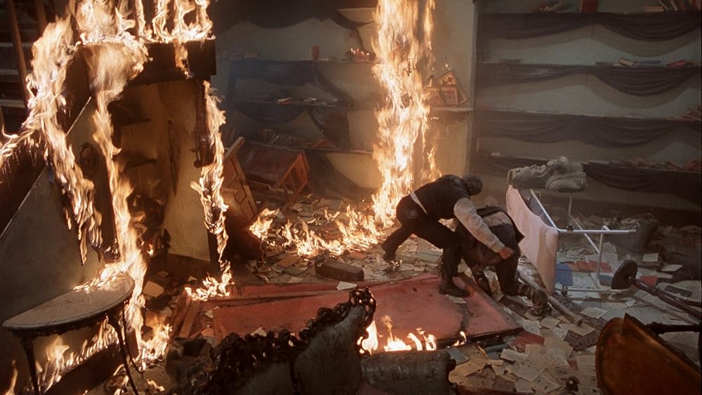 アッシャー家の崩壊の画像