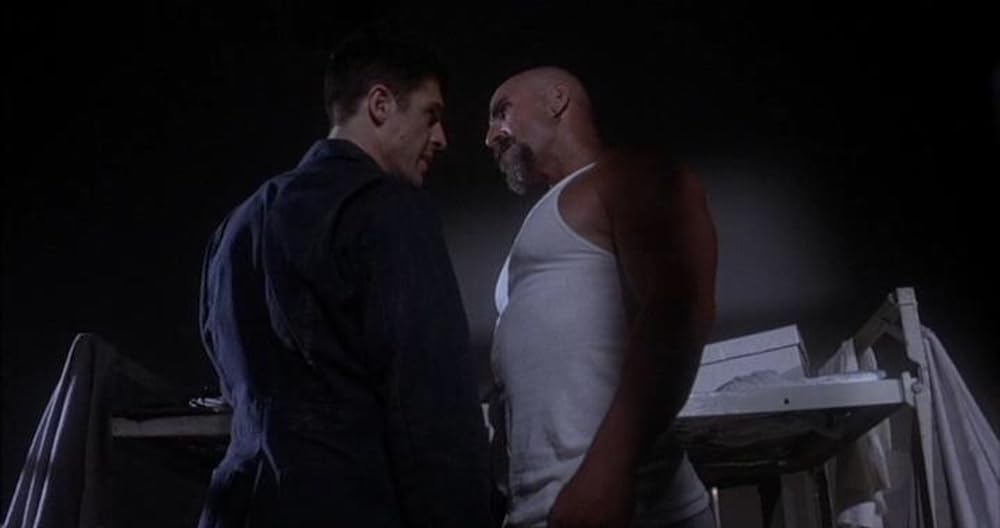 潜入捜査官の画像