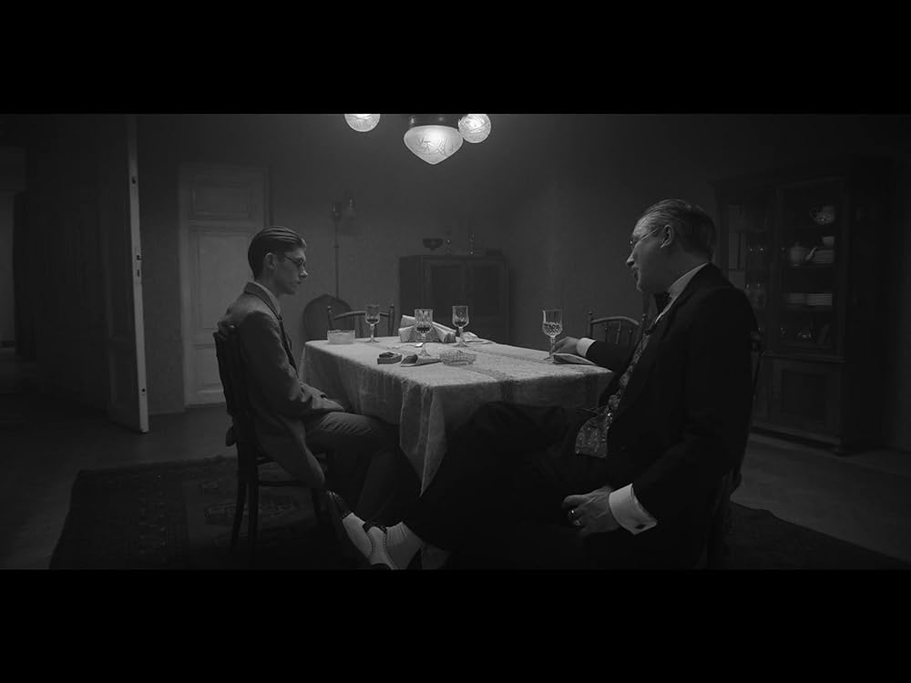 まずは踊れの画像