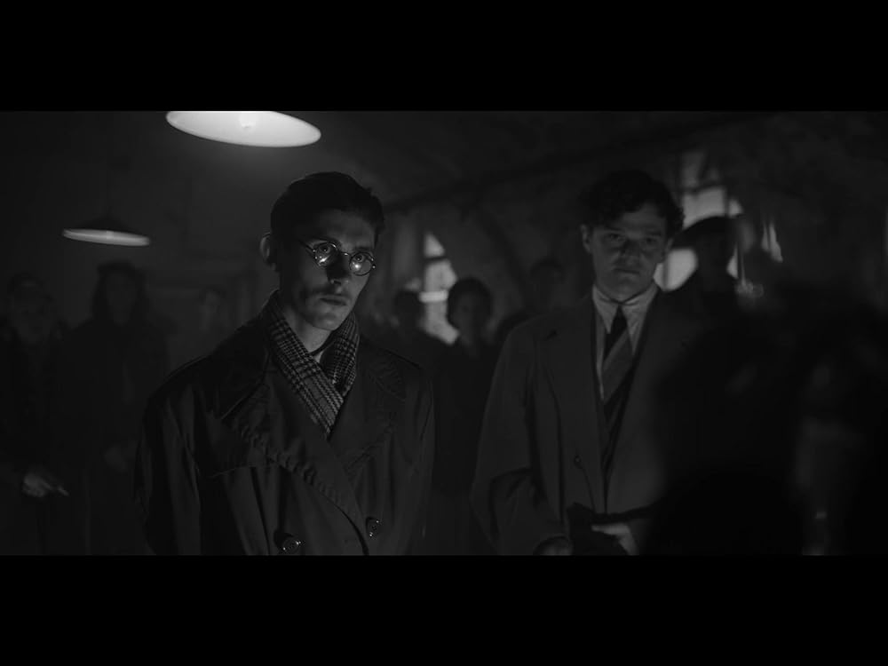 まずは踊れの画像