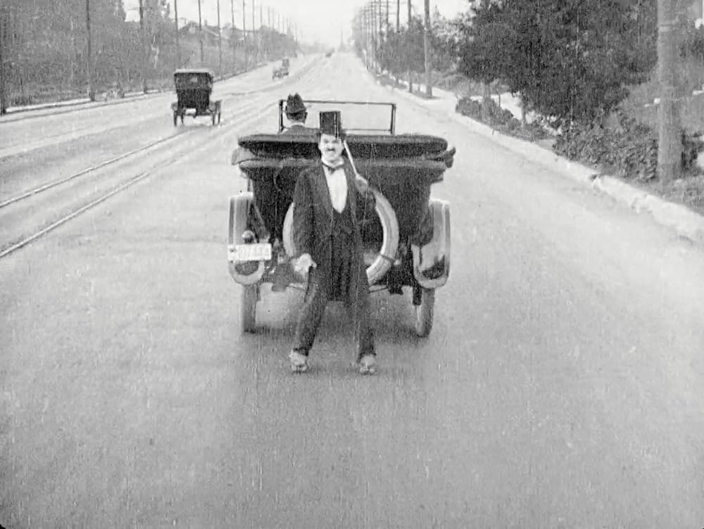 チャップリンのスケートの画像