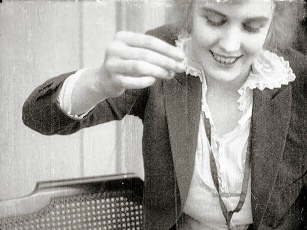 チャップリンのスケートの画像