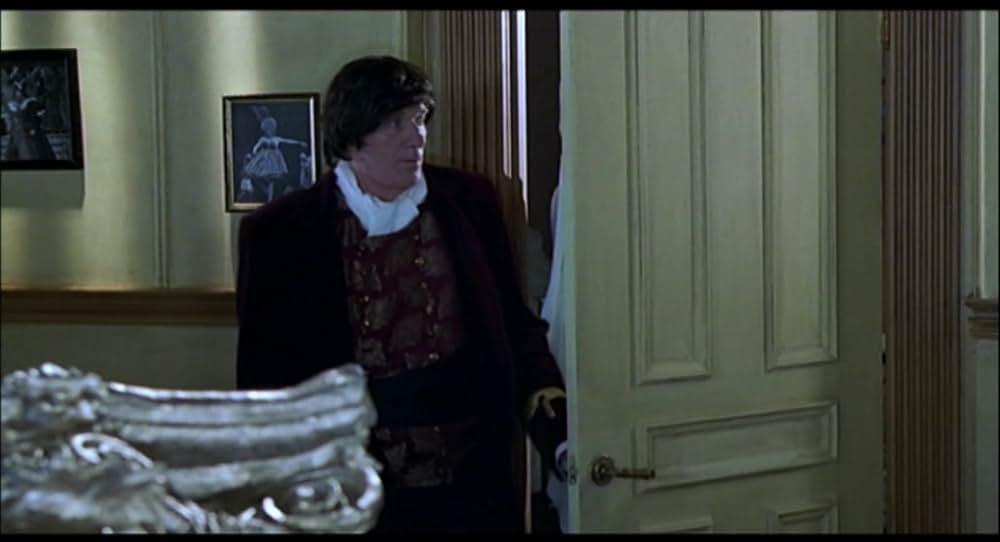 レスリー・ニールセンの2001年宇宙への旅の画像