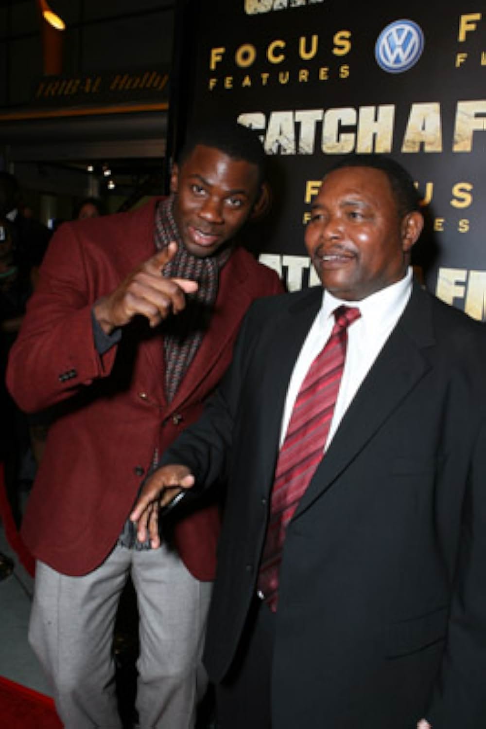 輝く夜明けに向かっての画像