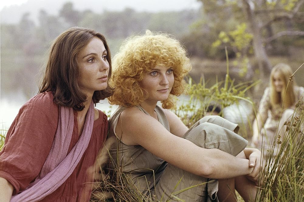 歌う女・歌わない女の画像