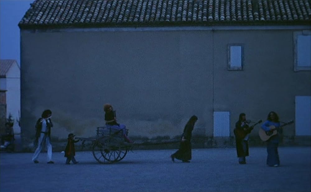 歌う女・歌わない女の画像