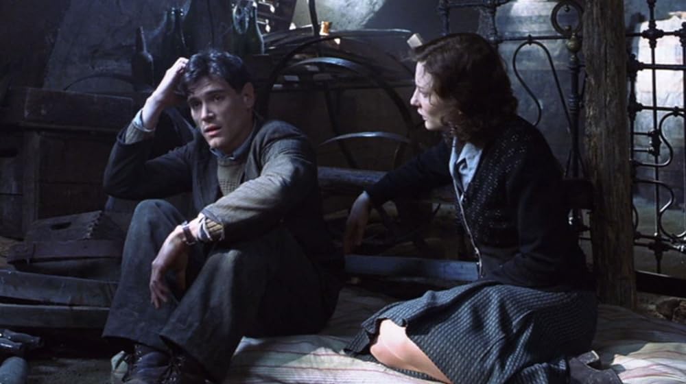 シャーロット・グレイの画像