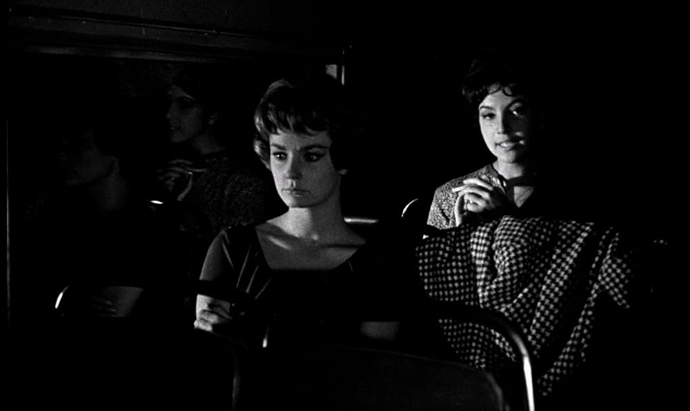 グラマーと吸血鬼の画像