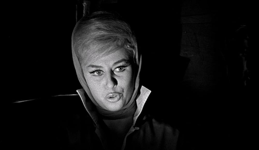 グラマーと吸血鬼の画像