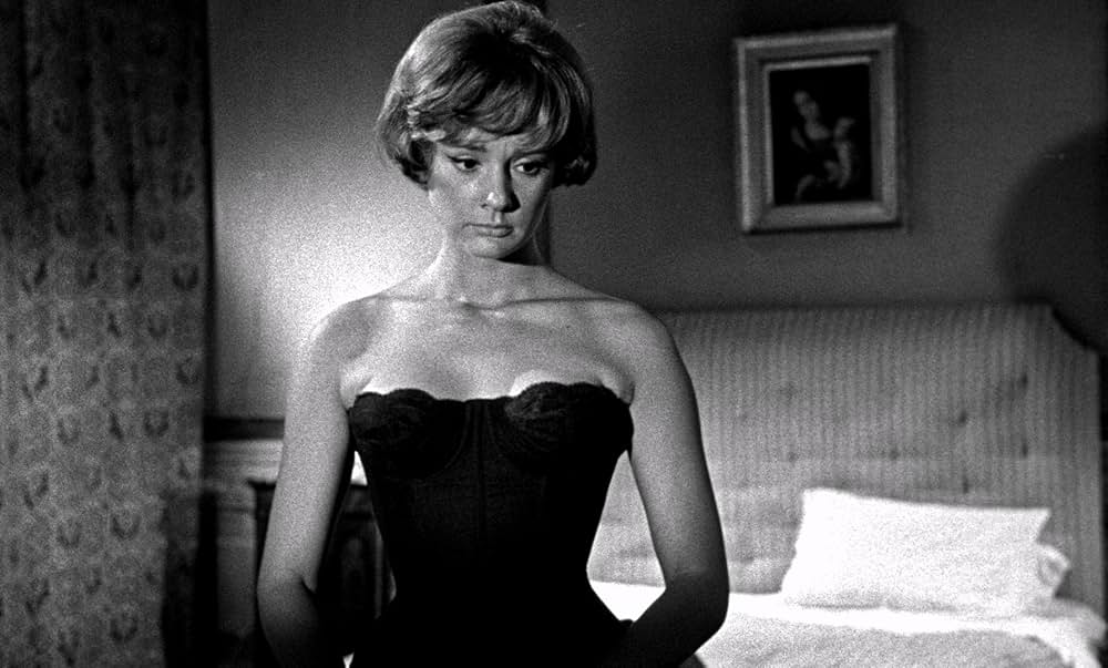 グラマーと吸血鬼の画像