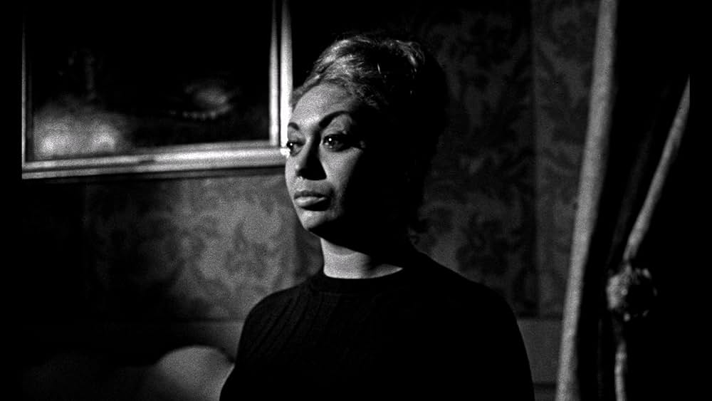 グラマーと吸血鬼の画像