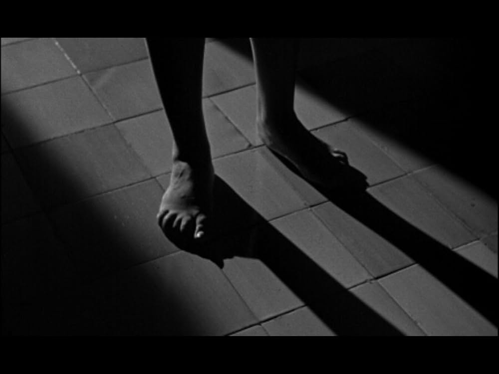 グラマーと吸血鬼の画像