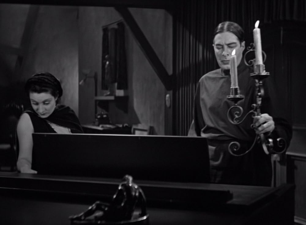 女ドラキュラの画像