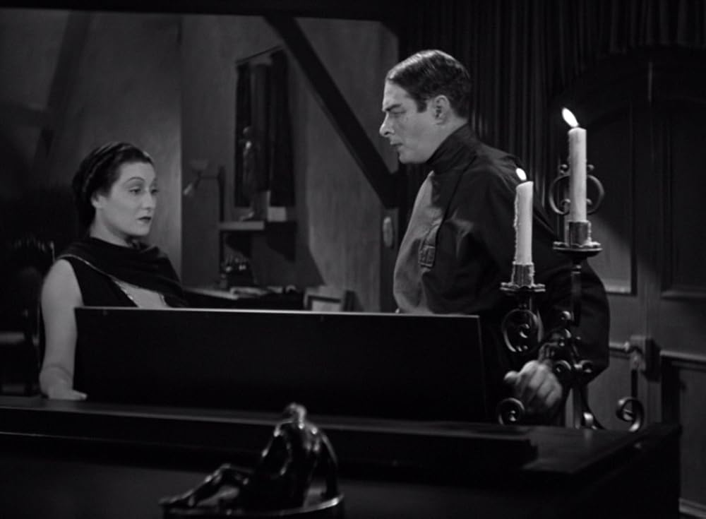 女ドラキュラの画像