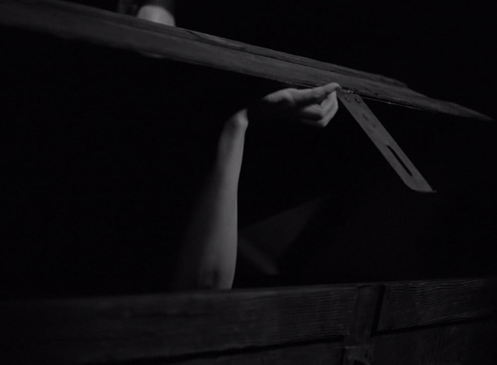 女ドラキュラの画像