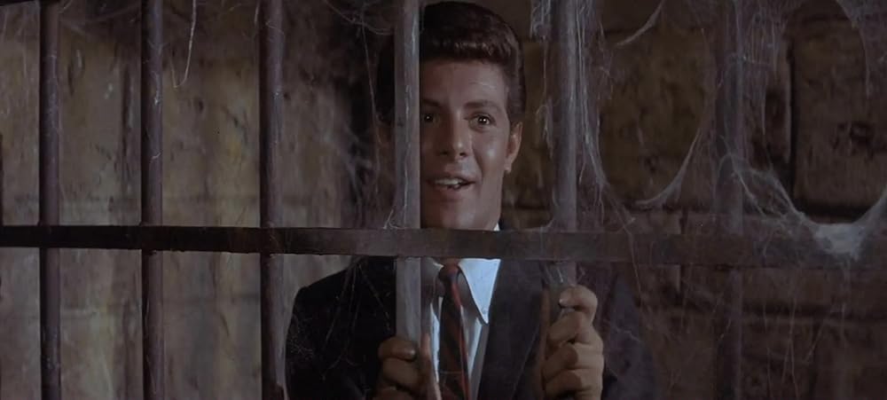 ビキニマシンの画像