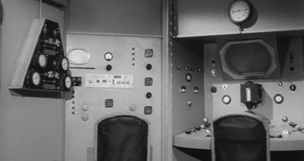 月へのミサイルの画像