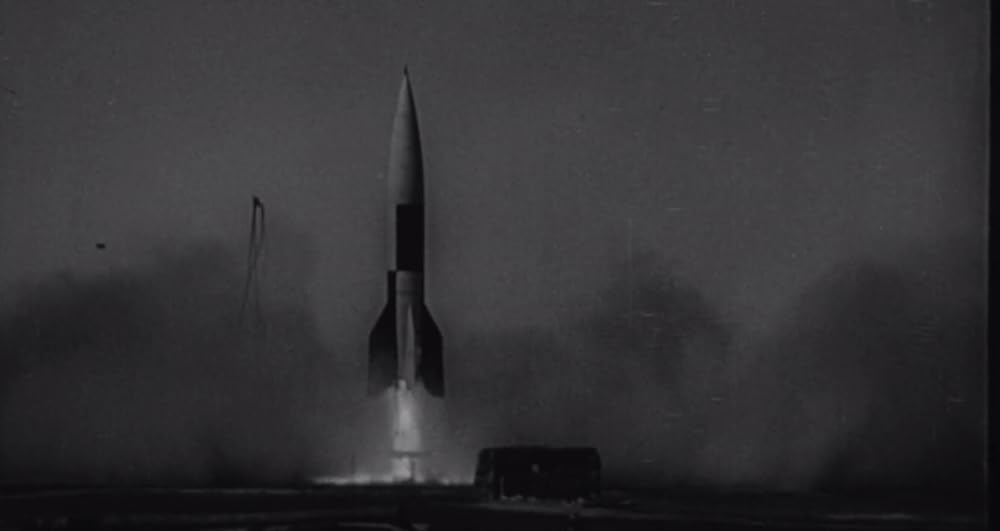 月へのミサイルの画像