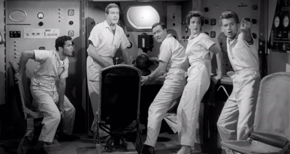 月へのミサイルの画像