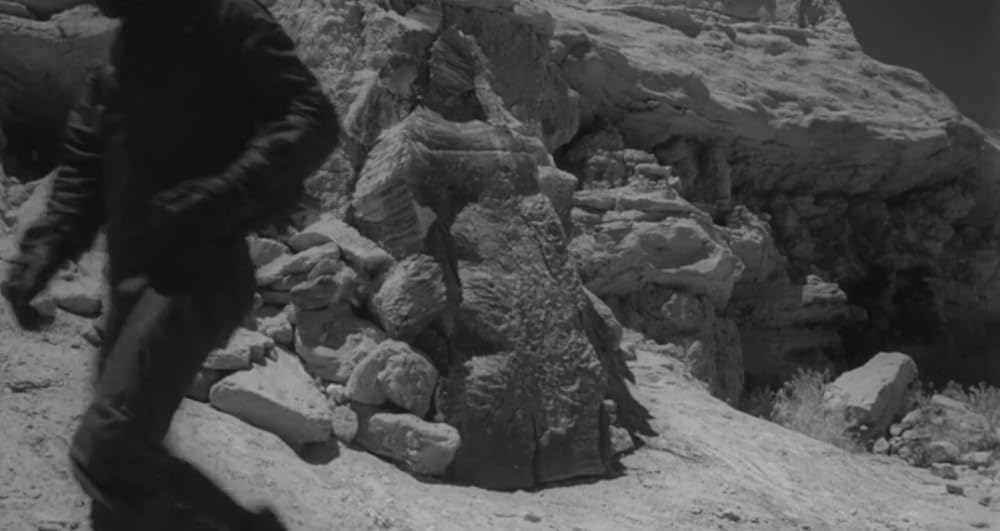 月へのミサイルの画像