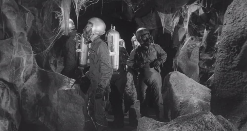 月へのミサイルの画像