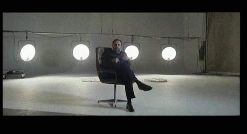 スラヴォイ・ジジェクによる倒錯的映画ガイドの画像