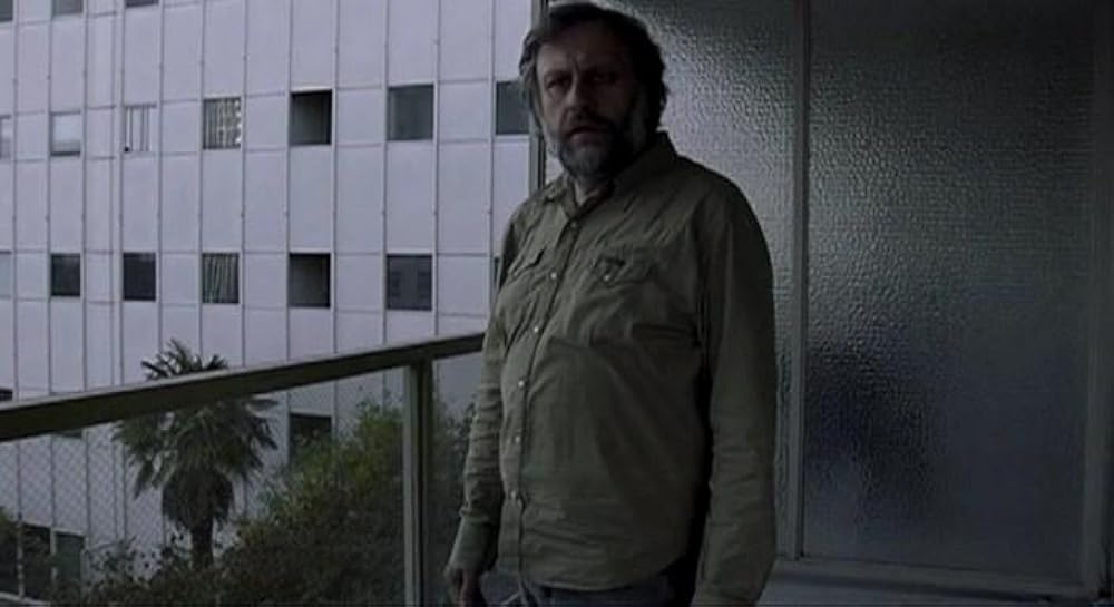 スラヴォイ・ジジェクによる倒錯的映画ガイドの画像