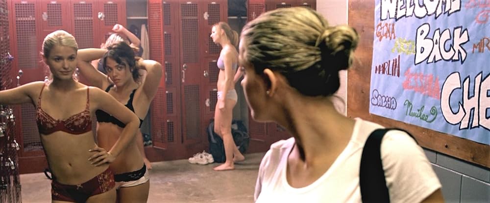 マンディ・レイン 血まみれ金髪女子高生の画像