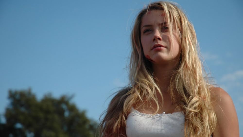 マンディ・レイン 血まみれ金髪女子高生の画像