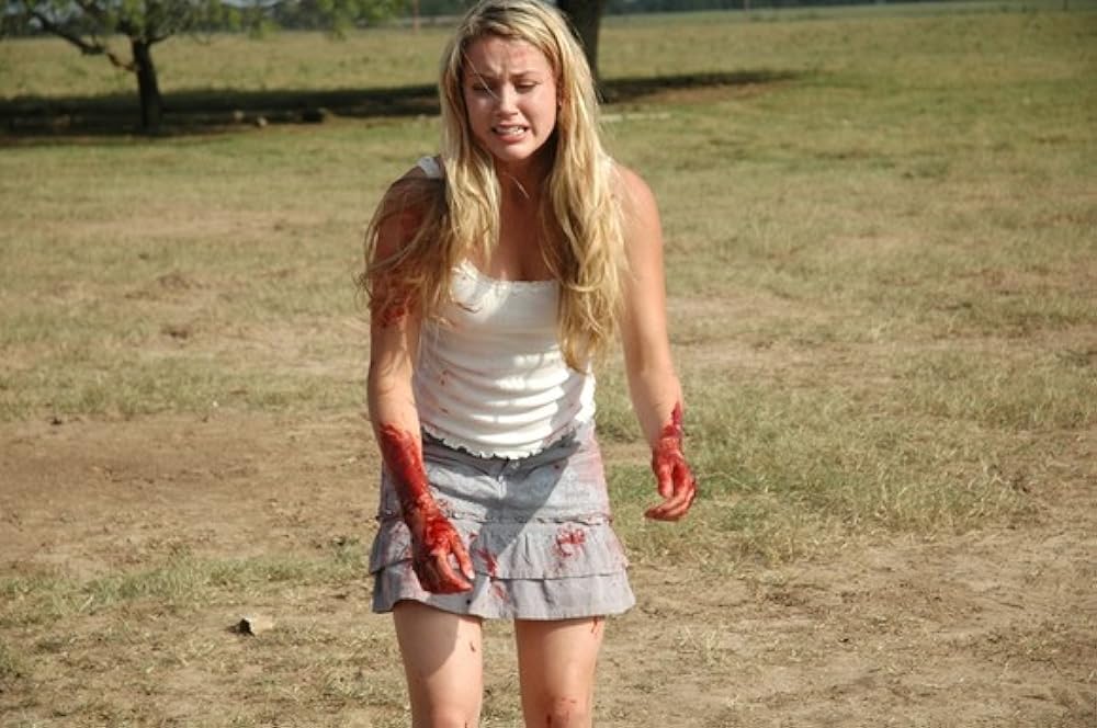 マンディ・レイン 血まみれ金髪女子高生の画像