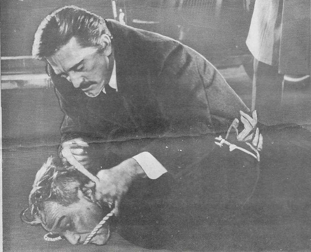 「暗殺」の画像
