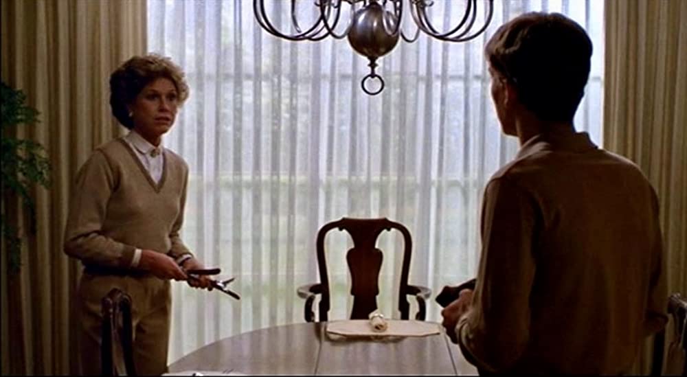 「普通の人々」ティモシー・ハットン & メアリー・タイラー・ムーアの画像