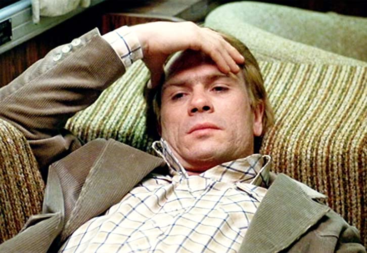 「歌え！ロレッタ愛のために」トミー・リー・ジョーンズの画像