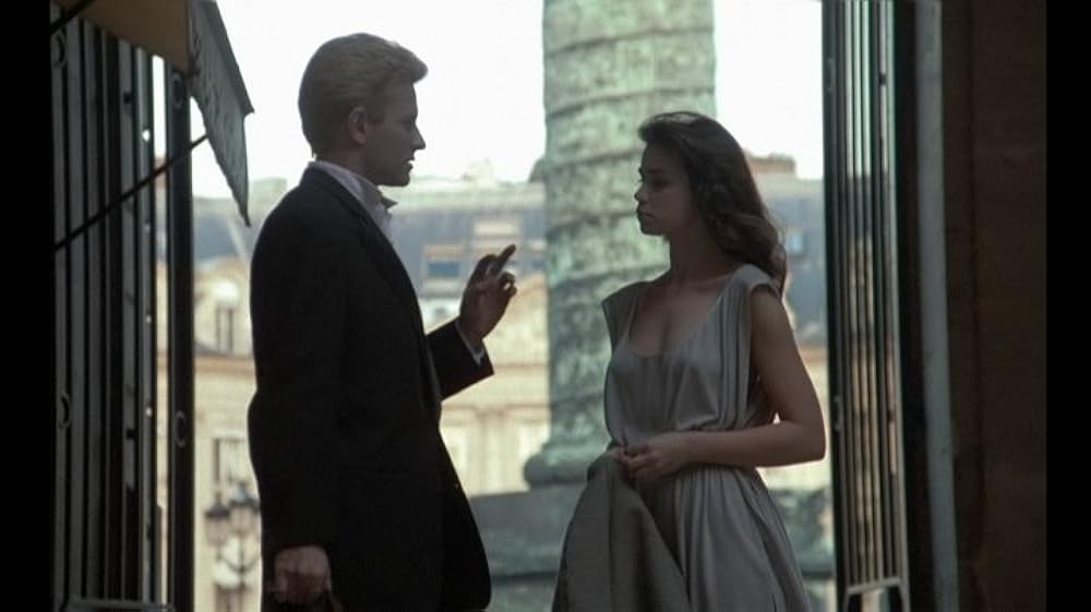 私生活のない女の画像