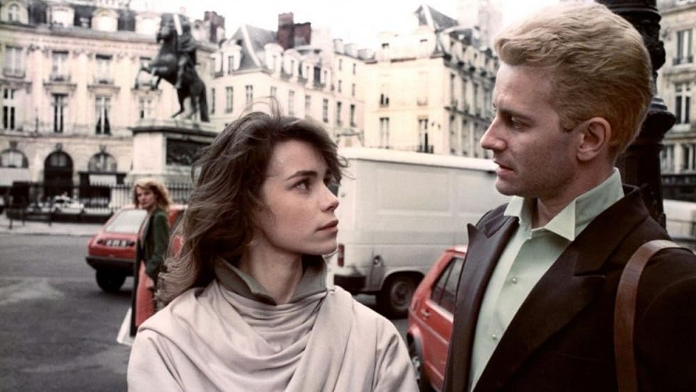 私生活のない女の画像