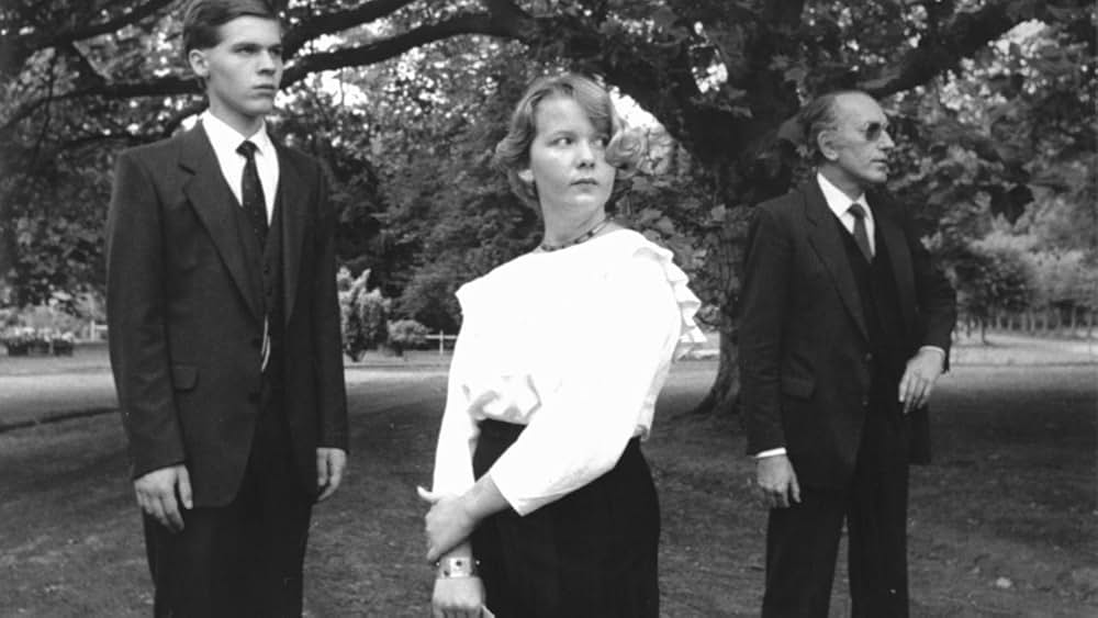 階級関係 －カフカ「アメリカ」より－の画像