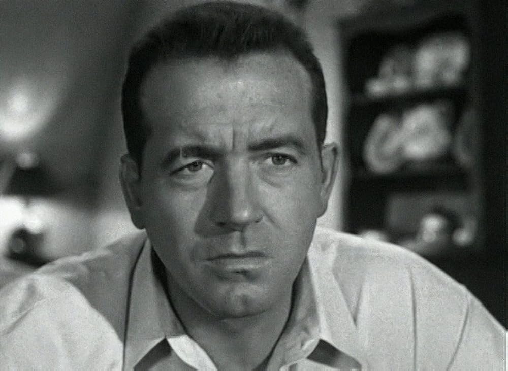 ギャングを狙う男の画像