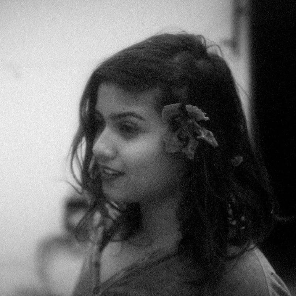 何も知らない夜の画像