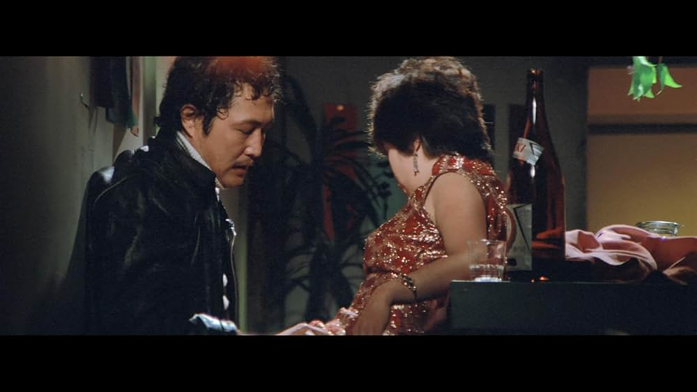 赫い髪の女の写真