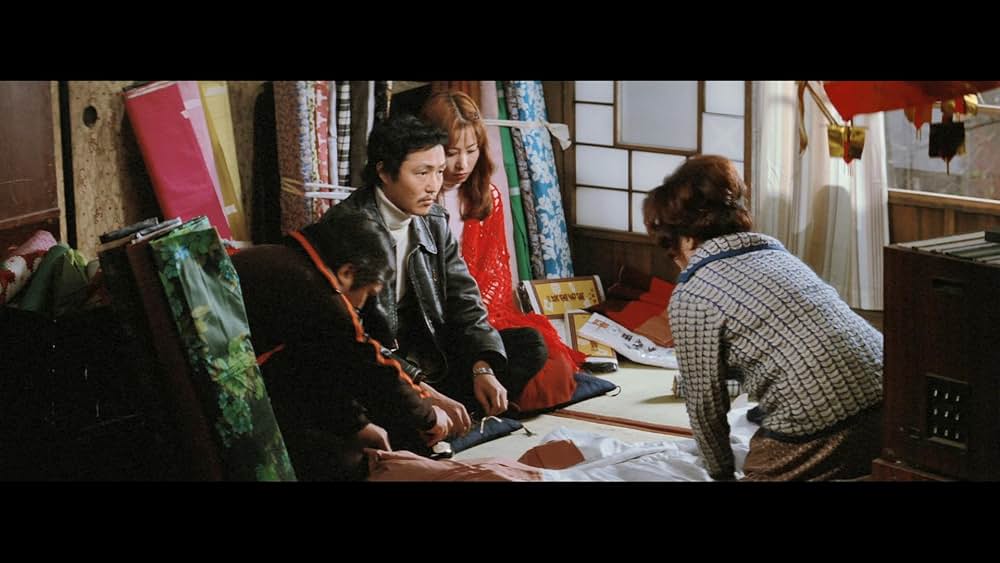 赫い髪の女の画像