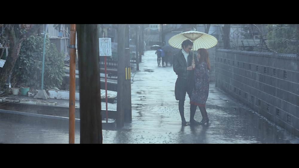 赫い髪の女の画像