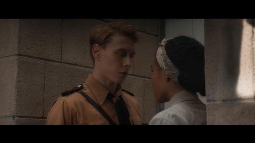 16歳、戦火の恋の画像