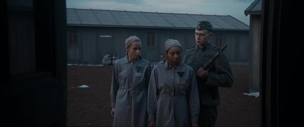 16歳、戦火の恋の画像