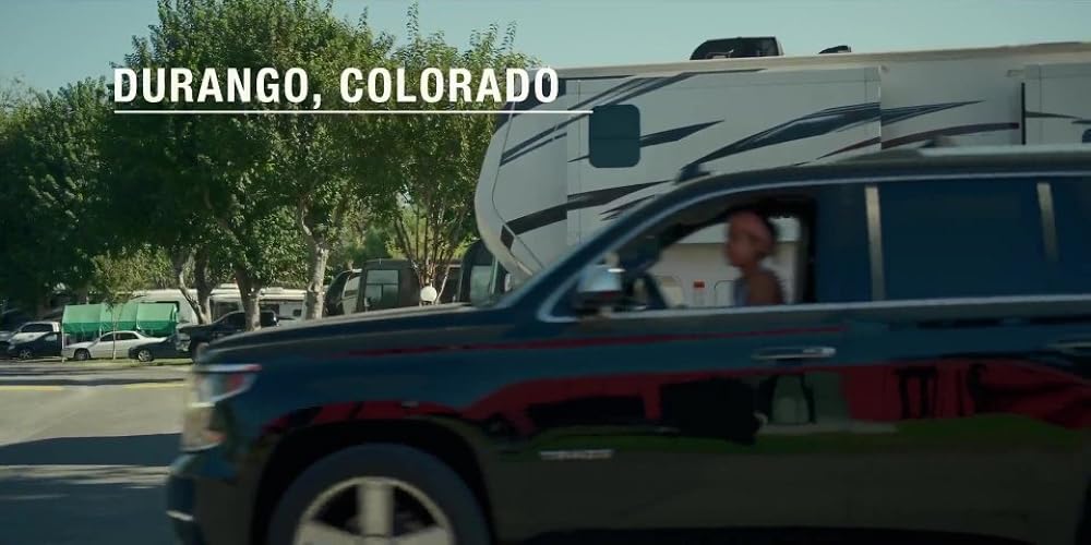 ビトウィーン・トゥ・ファーンズ: ザ・ムービーの画像