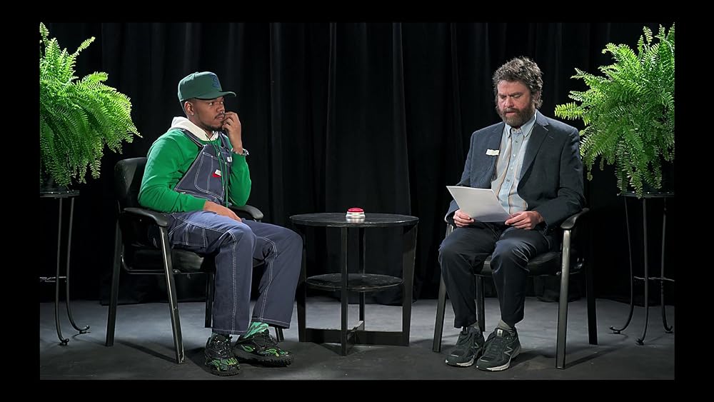 ビトウィーン・トゥ・ファーンズ: ザ・ムービーの画像