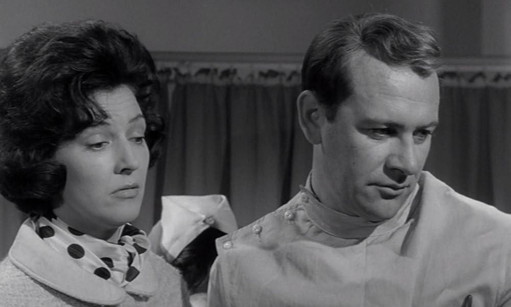 姿なき訪問者の画像